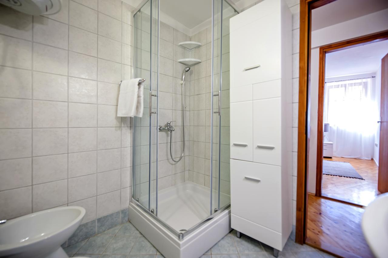 Marconi Apartment
