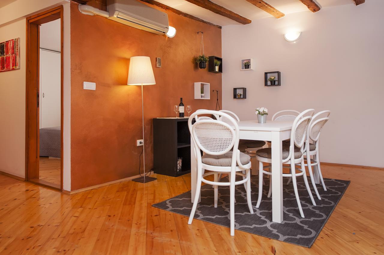 Marconi Apartment