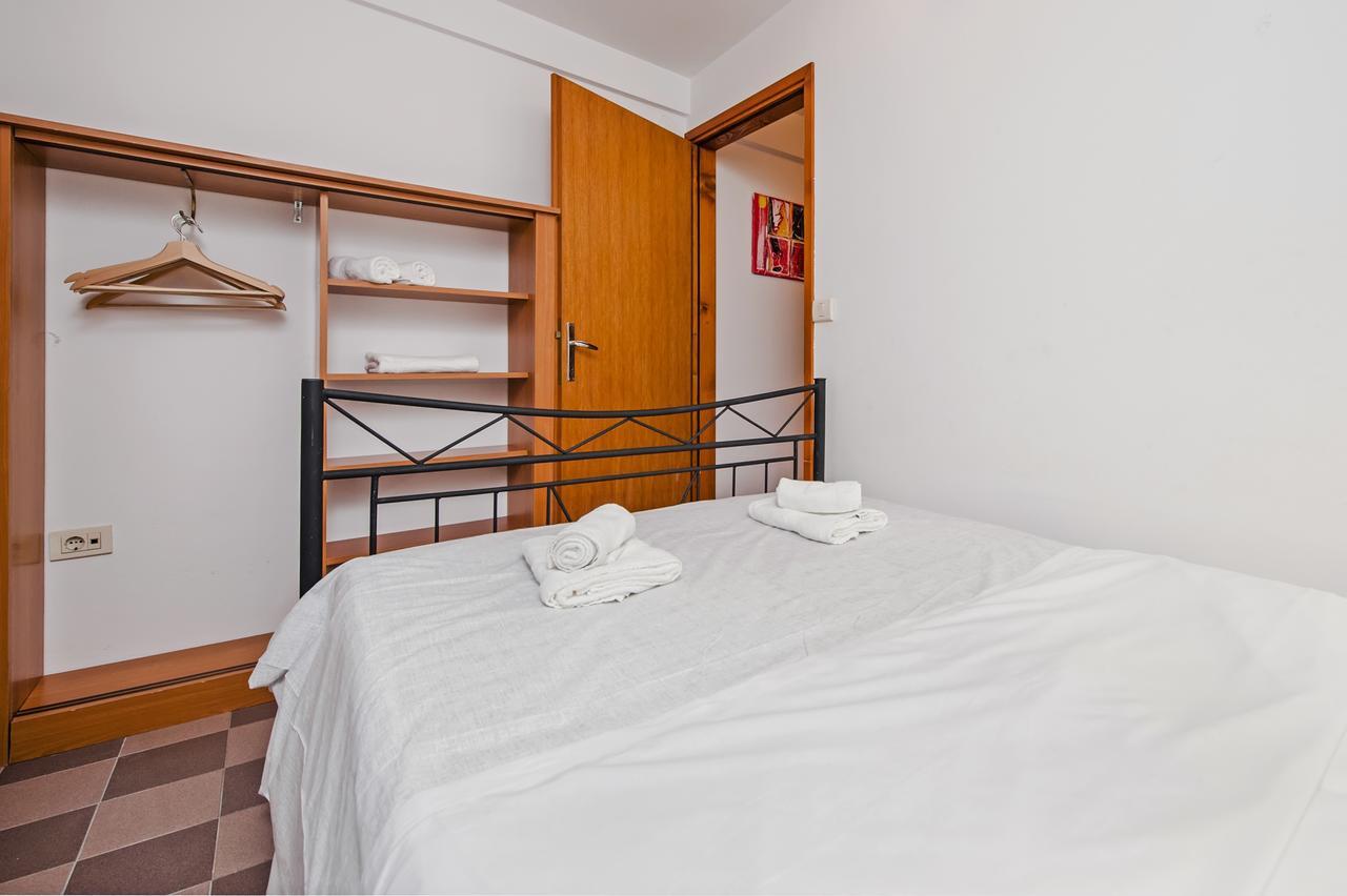 Marconi Apartment *